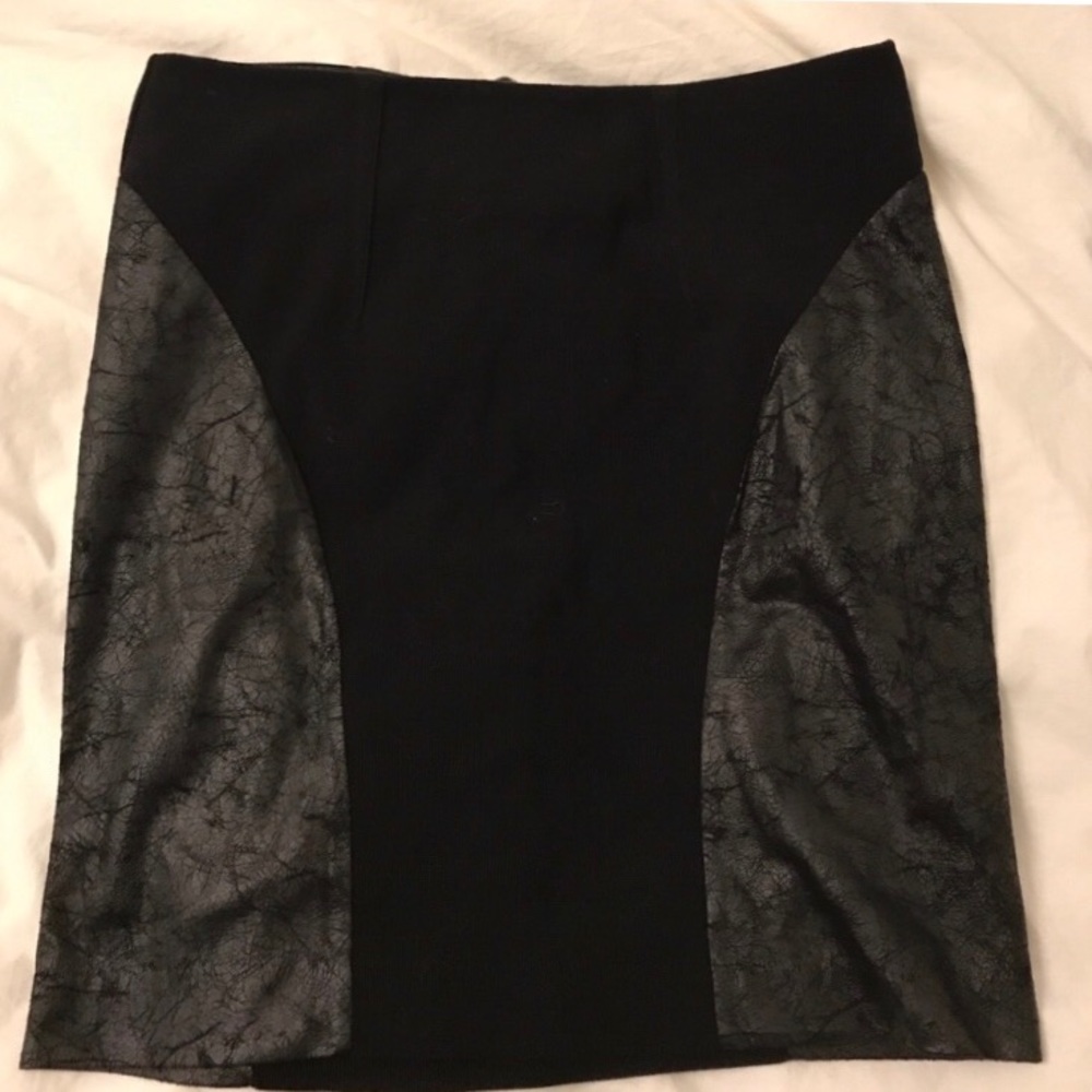 Dolce Vita Black Mini Skirt